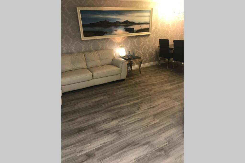 Largs Sea Front, Modern Apartment Buitenkant foto