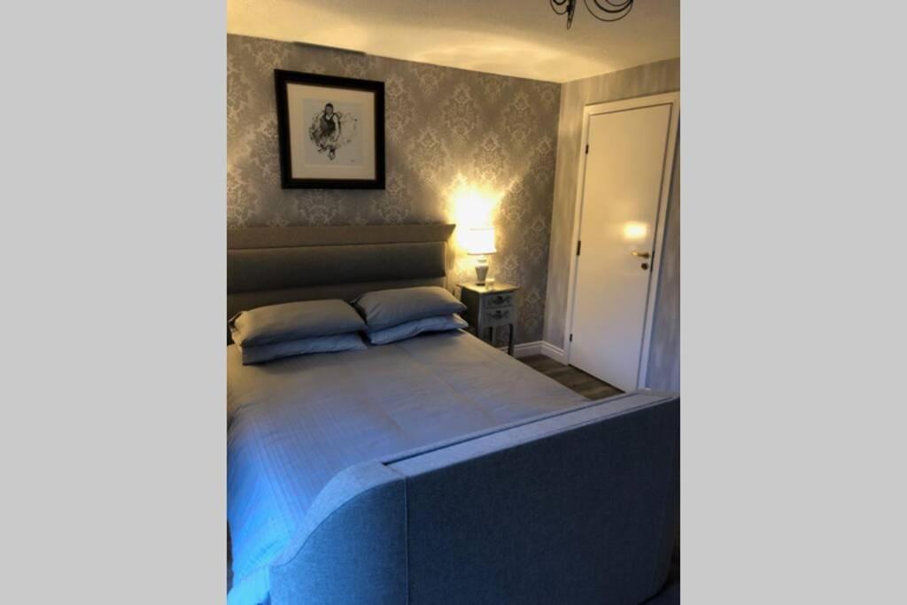 Largs Sea Front, Modern Apartment Buitenkant foto